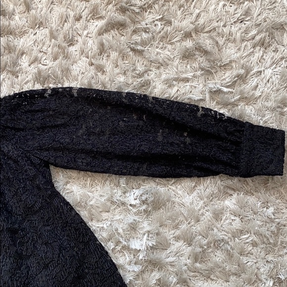 Off the shoulder shirt from Anthropologie! - Picture 6 of 7